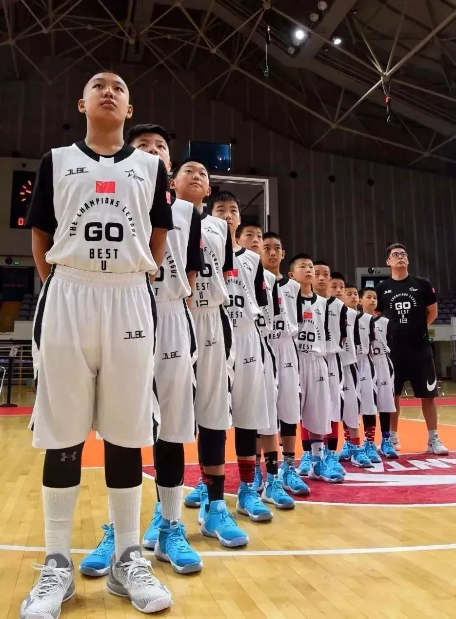 如何结合视频分析进行篮球模拟训练_2